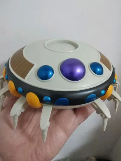 这单主要是为了买这个龙珠wcf的弗利萨飞船，在凑单的时候又发现这个场景盒蛋也挺不错的，虽然不太熟悉这个ip，但还是蛮喜欢的。