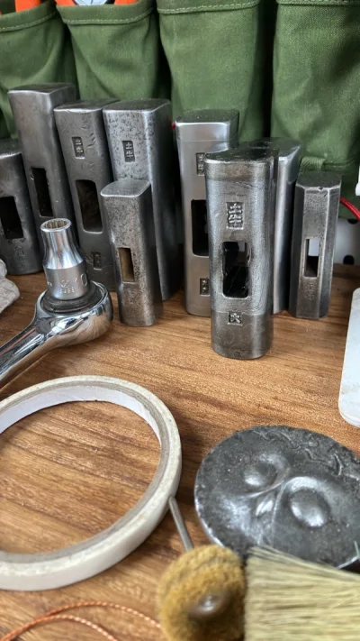 太喜欢太完美，感谢感谢，商家说是二手商品，到手感觉是全新未使用的，真的太好了，没有任何瑕疵。发货速度快。体验感极强。