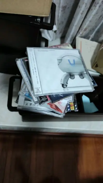 常年老客户，这次也是合单发出，一共几十套CD完美到手，挖煤姬的包装非常精致，加泡沫后完全不会损坏，物流最快选择EMS，快速且又能随时跟踪信息，客服非常负责，依然还是给平台的所有员工点个赞。