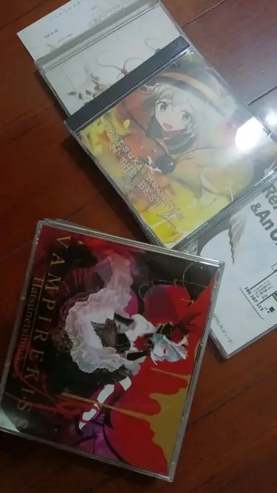 这次又从骏河屋买了好多碟片！每次拆包裹真的解千愁，又可以度过一段快乐的听碟时光?这次依旧走了竹蜻蜓，意外地很快，比预想的早了将近一个礼拜！竹蜻蜓这是要加速的节奏？！还有好多单在路上，狠狠期待！