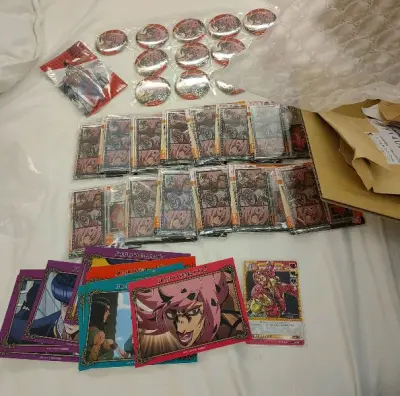 走了EMS，依旧是很快的一次，客服很耐心，樱花妹裸寄了一些东西但是因为日本仓后面塞得垫料很多所以么什么大碍