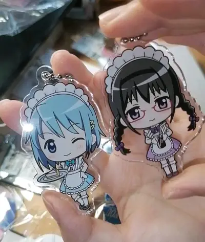 这次只合箱了15单，比较少，都没有拆过瘾。
但是里面的每一件都特别特别喜欢！焰宝的玩偶太q了，兰兰也特别甜美。这次吧唧买的比较少，主要是亚克力挂件和立牌。