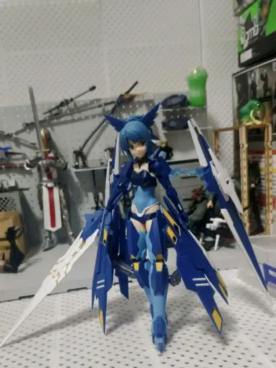 figma的小鸟游怜，模型真的酷，价格也真的贵啊。当初为了快选择邮政，没想到还不如竹蜻蜓方便，以后竹蜻蜓首选了。