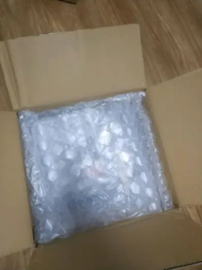 买了几样东西，基本都是加运费都比在国内买便宜，要是物流的时间再快点就完美了，影响体验的就是等待时间了，每次都是煎熬的