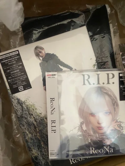 收到货，第一时间拆包装，质量非常好，与卖家描述一致，完全超出我的期望值，包装很仔细、严实，总的来说这次是很满意的一次购物，感谢卖家。