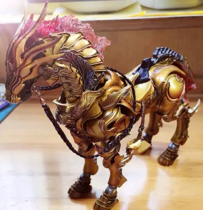 ep大河和轰天套，魔戒可动版本的轰天太贵了四位数，收不起，收了个ep版的做平替，但这款关节必断，修复关节又花了不小的功夫，最终成品是相当满意的。