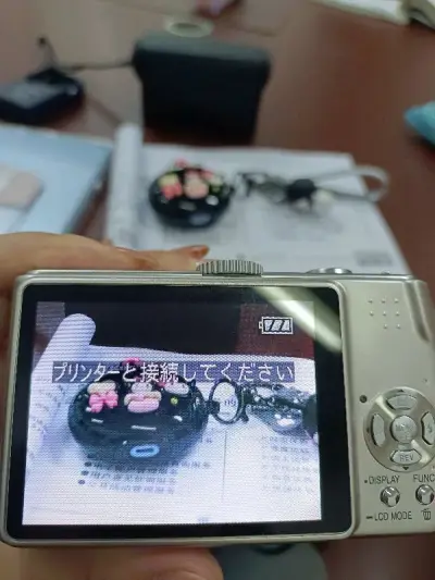 非常不错，就是运费太贵了，要等很久，不过我觉得很值得，拿到的ccd非常新，很喜欢滴
如果大家一次性多买点就很划算