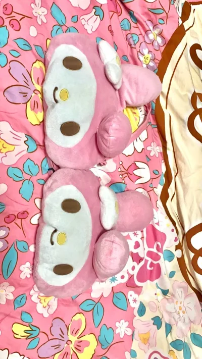 第一次用挖煤姬下单！实在是太方便了，物品完好无损，发货也蛮快的！物流体验很好，从下单到手其实挺快的。收到喜欢的物品真的很开心。还会继续使用下去！实在是太方便了。