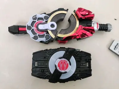 东西很好，不得不说，客服态度也太好了吧！物流和产品都不错，性价比高，赞赞赞，真是非常好的软件，强力推荐