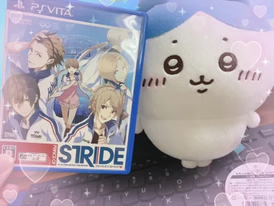 垃圾屋看到了好价的小八就切了，代购速度很快，发货到库也很快，竹蜻蜓物流也很物美价廉，很快就拿到了可爱的小脚小八，爱了！