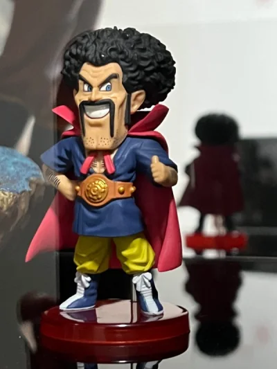 这次收到货时候，外箱已经完全损坏，盒子成撕裂状态。中通果然还是那个中通。。，好在里面打包够好，有很多泡泡，里面的东西还好。礼服悟天很可爱，总裁弗利萨最后的两个到了，终于齐了。这次撒旦一般，不是全新的。继续收集wcf和dwc。