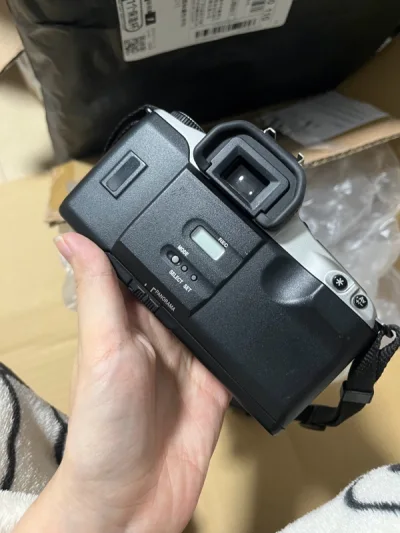 在挖煤姬买的相机到了，合单用了一个周，走海运也一个月了，忘记让客服拍照检查了，使用了一下还不错，希望合单能快点吧