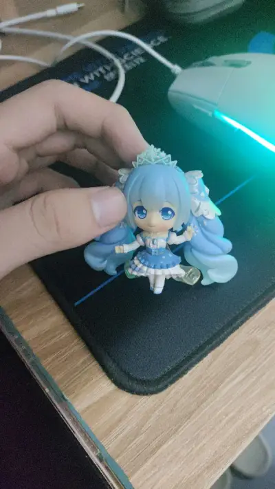 看到的时候就觉得这个不错，而且这个价格我觉得还不错，于是就拿下了，明明就是一件小东西但是泡沫纸还是给我很多，靠谱