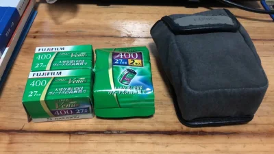 真的超级喜欢，这个机子卖家说是没经过测试的，不过真的新，到时候放了电池直接就能用，简直捡漏，而且机子特别新！