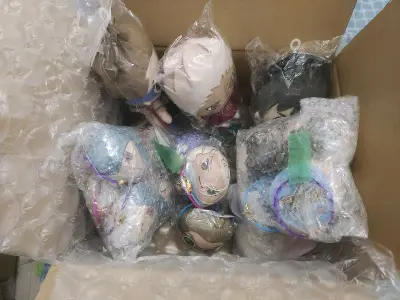 这次选了可追踪小航空物流，速度跟ems没差多少。切了个玩偶set，包得很好，完整送到家了。还会继续用挖煤姬。