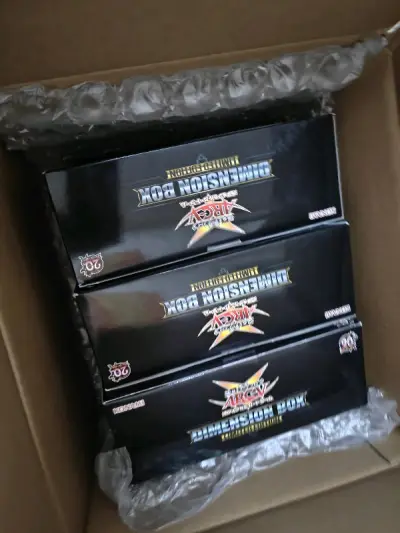 收了三箱礼盒装这玩意体积真的大，三个几乎就塞满了一个大号箱子，不过好在分量不重，这个礼盒也是第一次试水在三方店买的，没想到品相还不错，没啥明显损伤，比煤炉上个人的好不少