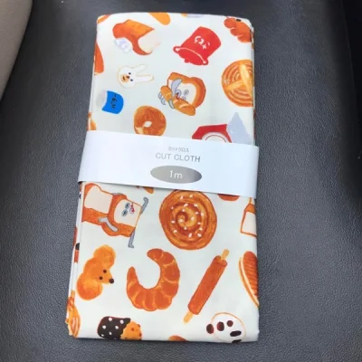 第好多次下单买了很喜欢面包小偷的布料 好可爱
推荐了好多朋友来买还下单了好多面包小偷的周边
很喜欢 最近还下单了东京迪士尼的被套期待 到货
还有我爱的帽子喜欢用竹蜻蜓物流包税的很放心