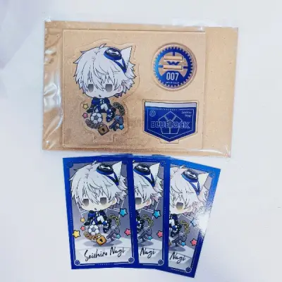 迅速迎来了第三箱竹蜻蜓，依旧是寄了一些便宜的小谷子，大家都是小可爱www，最近入坑东异和蓝锁，哐哐买了一堆，期待后续的快递（＞ｙ＜）