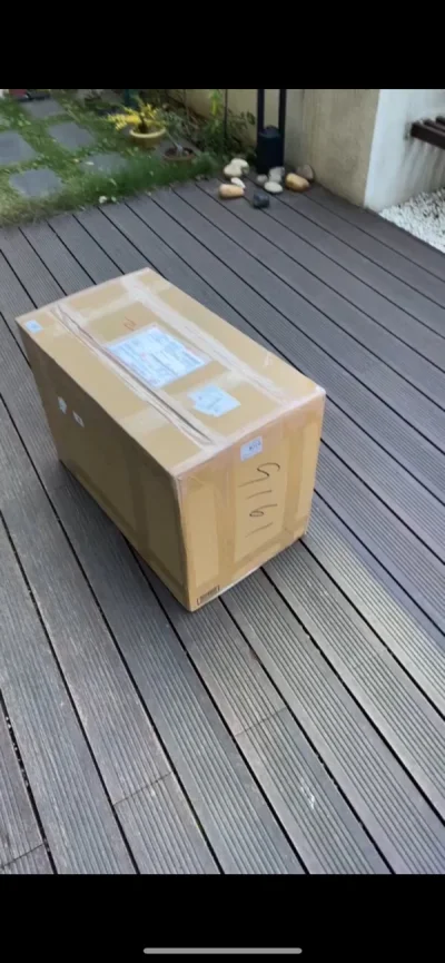 东西依然稳定，只要看准就不会有错，好的就不说了。说几个问题吧，合单时间太久，合单成功后待发货时间也久，这俩一起花了半个月，东西发出来到手才7天不到。再就是手续费确实高，原本汇率就偏高些，手续费还那么多就有点不合适了（合单手续费 代拍手续费 发货手续费）各种