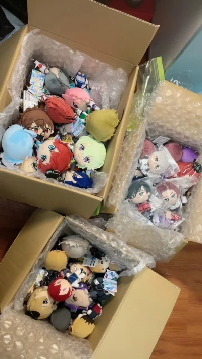 “这次体验非常棒！挖煤姬的服务态度非常好，耐心解答我的所有问题，并提供了详细的购物指南。商品的质量也非常不错，完全符合我的期望。而且，价格也非常合理，让我觉得非常值得。总的来说，这次代购让我感到非常满意，我强烈推荐挖煤姬！”