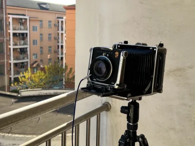 整体来说，这次海淘体验相当不错！物流速度超快，让我惊喜不已。不过有个小插曲，商品上出现了一点破损，但好在没有影响到使用。