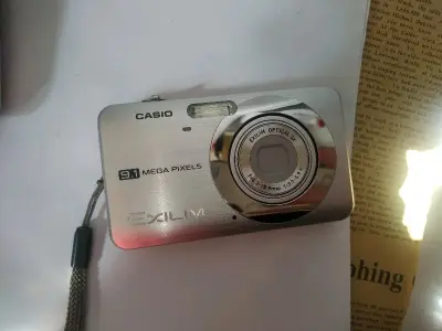 淘到两个ccd 成色不错
也有泡沫包装 无损坏
没被税 物流也快 整个流程也快 
物品好 价格优 很不察的体验