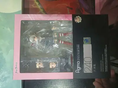 这次选择的是figma的手办 figma240天津风。
舰娘，不得不说figma的手办制作实力还是很强的。
可动方面 懂得都懂 也就是这个样子 但是造型方面 没话说 飒的很。
妥妥的c位 希望下次再接再厉 。
点赞