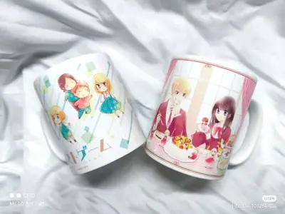 天乃忍老师的出道20周年纪念漫福抽赏
代购那边下了30发但是没抽全，特地等到出荷时间跑煤炉来切点想要的柄！
虽然每次都被税（太痛了）
但是实物真的太美好了，天乃忍老师yyds！
把小夫妻对柄拿出来拍谷美，还有很多没拍，下次有机会一定
比心双人柄真的绝美！就是它掏空了...