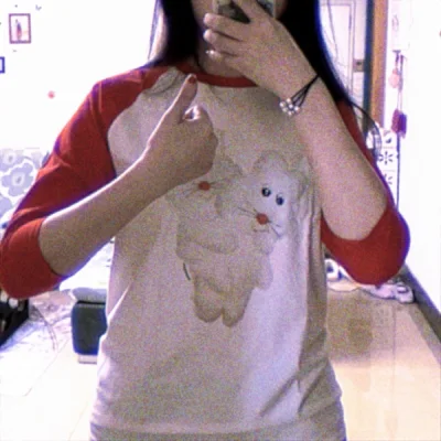 图案很可爱、颜色鲜艳并且价格实惠的t，希望在明年夏天可以穿上，可惜竹蜻蜓无法送达，但总体来说还是很满意的购物体验。