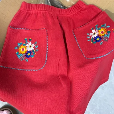 这一单YSL美极了耶
光速抵达～包装到位！
软软糯糯的羊毛裙～
大学校园里最美的崽！
下一单也快递发了开心！！
我发现关大大税了还要开箱看看
生怕我报少了咋地，实报踏实也没免除开箱
到家箱底被划开的～幸亏挖煤姬打包够结实！