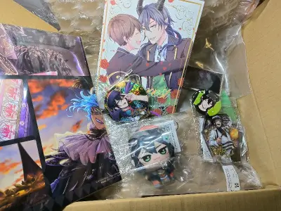 囤了将近两个月的谷子终于寄回来啦！买到了梦情好感动的说（泪目）以国内一半市价切回来的，值了
还有这个流麻，我就说霓虹什么时候做流麻技术这么好了，一看包装made in China（哭笑不得）哈哈哈好吧就当把它带回故乡了