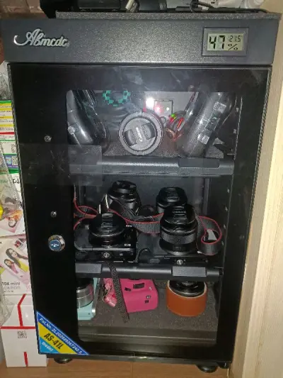 总体来说很新 不过蒙皮有点小脱胶 不过很满足啦叠加了93折优惠更多了  海运也很快  包装一如既往的严实 喜欢已经放去防潮箱保管好啦