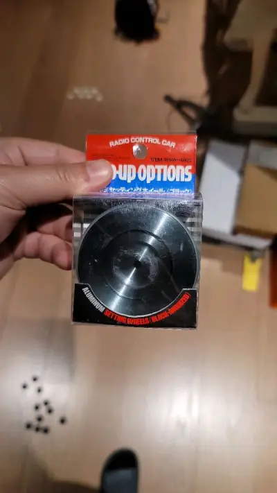 购物很方便，包装也很严实，合单流程简单高效，超出的物流费用也及时和合理返还，购物很放心，应该会长期在此代购网站采购心仪的商品。