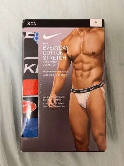 冬日签到兑换优惠的活动太太给力了！连续签到还有很多福利！最大的优惠包括免手续费或者商品95折，在单价较高的商品中，可以对比套用不同优惠券的哪个更高性价比～并且合并多个商品也可以使用，一把剩下不少??