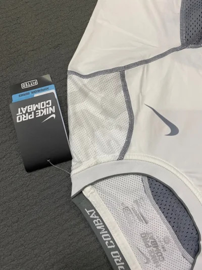 1.无差异化高标准封装。哪怕只有两件紧身衣，也一样用方正大黄盒+防压泡沫纸包装。2.按App建议用EP航空小包+控制邮寄物品数量，果然可以减少被税风险。虽然这单被查，但出乎意料，免税放行，这个意见真管用?