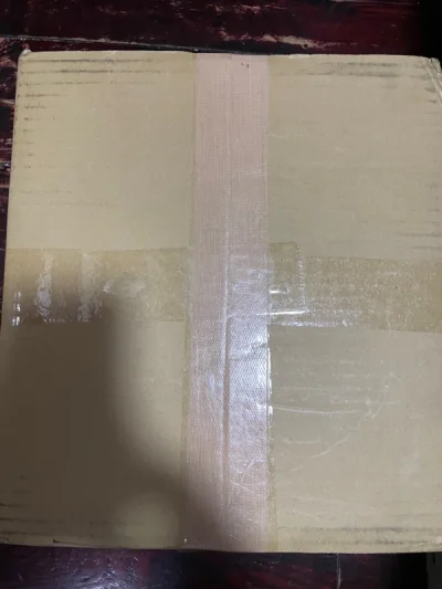 新年到货第一单，舒服的很，没有问题，卡碧尼晚点就直接拼起来。还有两单期待过年前拿到，今年就圆满结束了