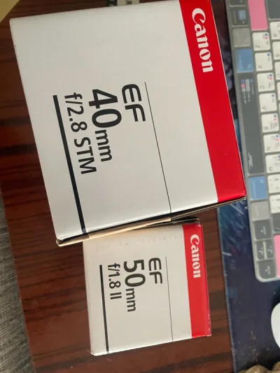 一不小心入了两颗ef头，物流很给力，虽然合单花了不少时间，两个镜头都不错，状态完好，功能正常，成色也好，好评