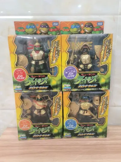 忍者神龟中古世代 是的 没错 你看没错我也没写错 我们就集齐了一家人 拉斐尔 中盾 八度 卡万邦达 齐全