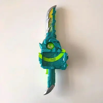 这次的速度也是很快，就是外包装有一点点损伤，不过并无大碍，最重要的是内部包装完美，客服在很大程度上给予了我帮助，辛苦了