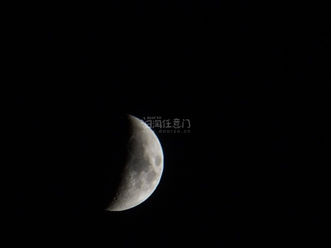 相机很漂亮是富士f770exr出片很清晰功能一切正常价格比国内低了很多 很喜欢的一个相机很海淘入手的二手相机，成色很新几乎无磨损，各项功能正常，画质超出预期。物流快、包装扎实，卖家靠谱，整体体验很棒，推荐入手！