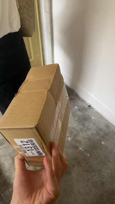 趁着竹蜻蜓物流最近有在搞活动迅速下了几单，豹豹猫猫我出生了！邮费只有几十，感觉比国内买顺丰还便宜！到货速度也非常快！