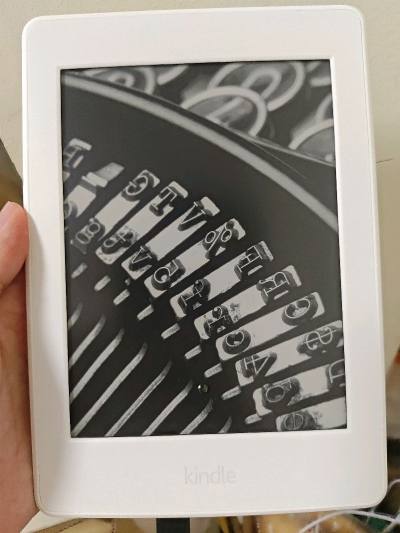 通过挖煤姬平台从雅虎日拍购买的电子书已收到，商品整体令人满意，与卖家描述相符。此次购物体验非常高效便捷：平台界面直观，不用填写面单，只需选择物流方式即可完成发货。物流速度迅捷，仅一周左右便送达到手中，一次全程无忧的购物体验。