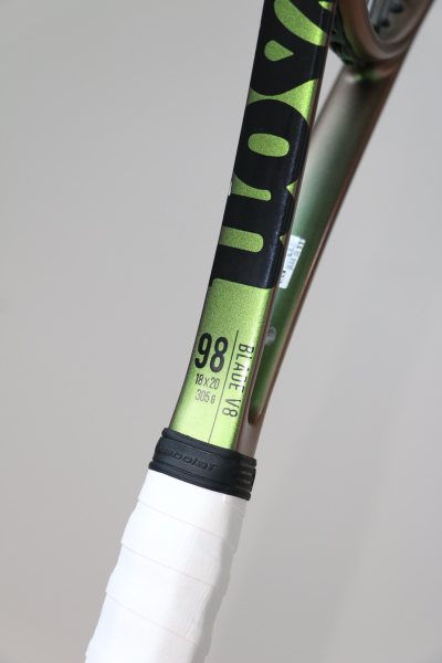 Dunlop CX 200 真实体验：挥拍速度快，
最近入手了Dunlop CX 200，整体表现非常惊喜！挥拍速度快，适合追求进攻的球友。击球反馈清晰，打起球来很有自信。适合想要提升水平的球友，推荐给和我一样喜欢高质量击球体验的人。