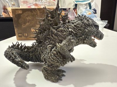 简简单单六十八单，单个deforeal系列哥斯拉-1.0，价格还行，到货很快，没有任何问题，丰富了自己的收藏。