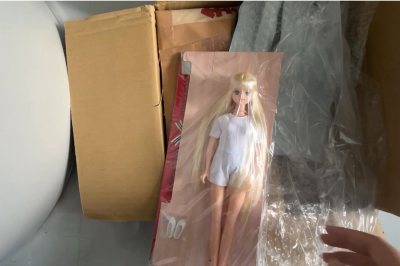 任意门这一海淘软件在各方面都做的比较完善。在合汇系、优惠、服务等方面1，任意门对于新手的言还是不错的选择。搜索功能比较强，方便淘到心好物。国际物流选择的是ems，比想象中快很多，平安收到了货物。总的来说是一次良好的体验。