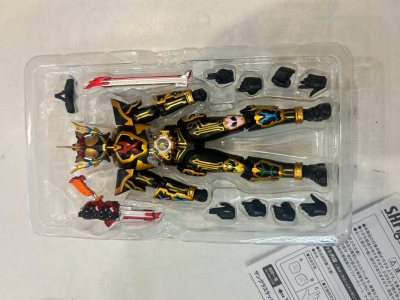 整个箱子包装的非常的好。各个物件独立包装，内部有气泡膜填充。东西到手非常的完美，感谢挖煤姬能有这么舒服的购物体验。期待下次还能有愉快的购物体验。