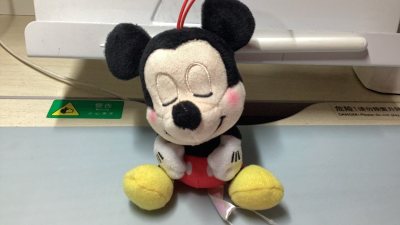 海淘玩具首选亚马逊、日亚等平台，认准自营卖家更靠谱。申报写“益智玩具”，价值控制在300元内，免税概率高。