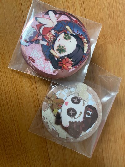 购买了空军的色纸 樱花妹特别好还送了三个小吧唧 挖煤姬的客服服务态度也很好很细心 会继续使用的希望越做越好