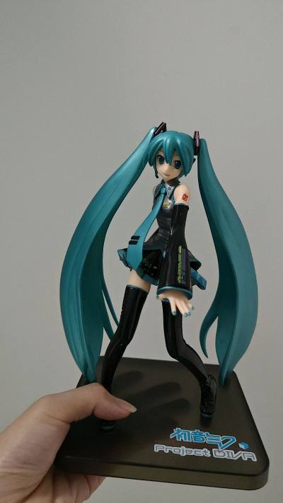 在挖煤姬淘到了手办，初音未来手办，中古做工精细又完美，选择拼团走海运二十几天就到了，服务很好，包装严实，漂洋过海顺利到手。