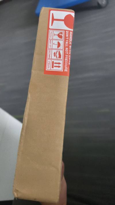 包装得很好，物流才快一些就更好了！已经在任意门买了很多单，基本是游戏机，最近入了一个cd机，海淘cd很方便，竹蜻蜓最近有活动，运费很低，很划算